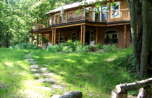 Bearsville House | House ∙ 1 bedroom ∙ 10 guests