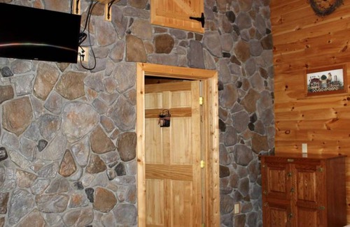 Flintstone House | House ∙ 1 bedroom ∙ 4 guests
