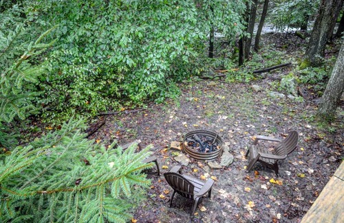 Bruceton Mills House | House ∙ 2 bedrooms ∙ 4 guests