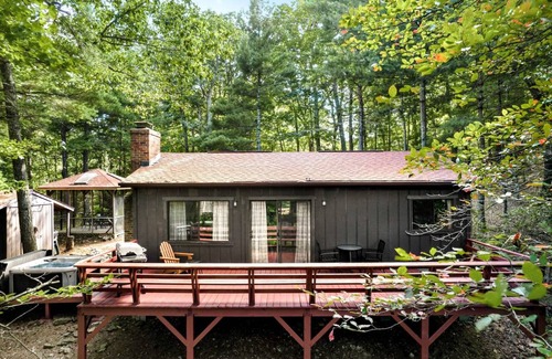 Bergton House | House ∙ 2 bedrooms ∙ 7 guests