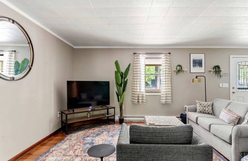 Berkeley Springs House | House ∙ 3 bedrooms ∙ 9 guests