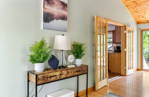 Berkeley Springs House | House ∙ 3 bedrooms ∙ 9 guests