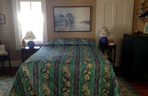 Onancock House | House ∙ 3 bedrooms ∙ 6 guests