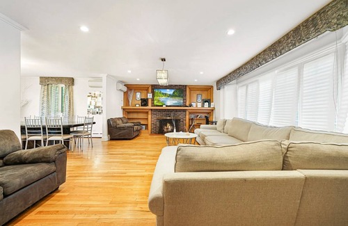 Woodridge House | House ∙ 7 bedrooms ∙ 16 guests
