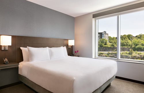 Fort Lee Hotel | Hyatt Place Fort Lee / George Washington Bridge