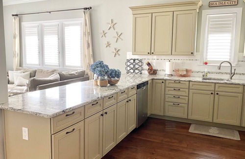 Sea Isle City Condo | Just Steps From The Beach - Enjoy A Beautiful 3 bedroom Summer Family Rental