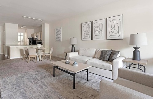 New Pathways Apartment | Landing | Incredible 2BD, Pool, Gym
