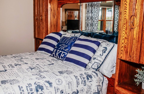 Byrdstown Bed & Breakfast | Location.Location.Location.