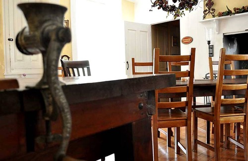 Holicong Cabin | Lodge ∙ 1 bedroom ∙ 2 guests