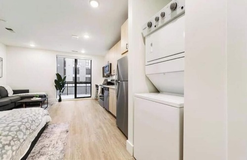 East Liberty Apartment | Luxury apt+Gym+ EV Parking+Near Pitt UNI UPMC