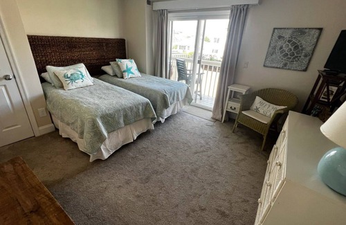 Townsend's Inlet House | Magnificent Beachblock Townhouse!