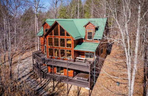 Butler House | Majestic Manor - Peaceful Modern Cabin Retreat Near Watauga Lake