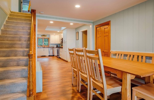 Town of Jerusalem Cottage | Maya's Palace: "Pet-Friendly + Natural Lakefront"