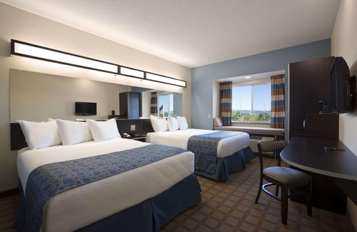Wilkes-Barre Hotel | Microtel Inn & Suites by Wyndham Wilkes Barre