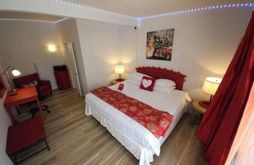 Swiftwater Hotel | Motel ∙ 127 guests