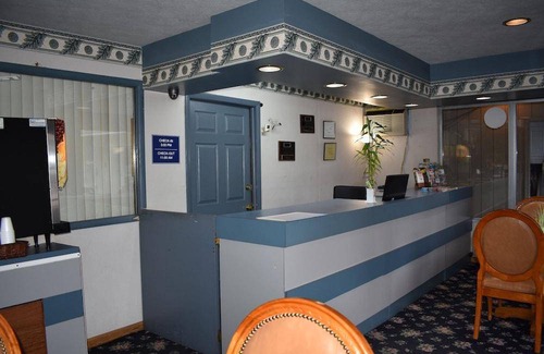 Swiftwater Hotel | Motel ∙ 127 guests
