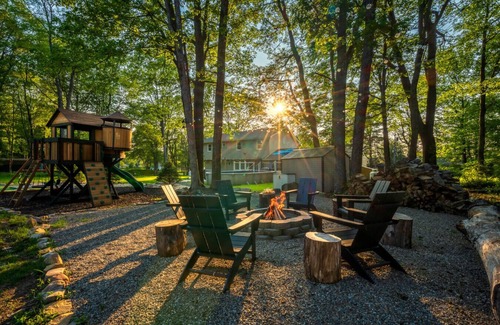 Pocono Summit House | NEW Dream House | Hot Tub, Game Room, Lake Access