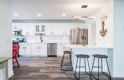 Ortley Beach House | Newly re-done Great Location: 3-Bdrm 2.5-Bthrm