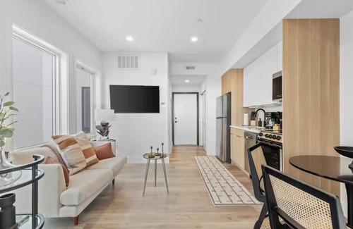NoMa Apartment | NOMA's Hidden Gem
