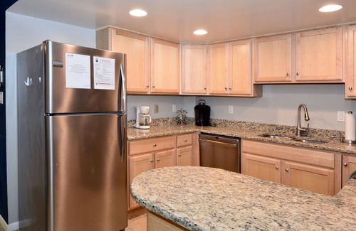 Rehoboth Beach Condo | Ocean Block! Sleeps 8 Elevator Building and Rear Balcony