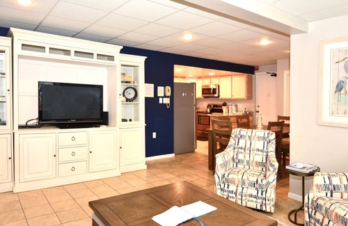 Rehoboth Beach Condo | Ocean Block! Sleeps 8 Elevator Building and Rear Balcony