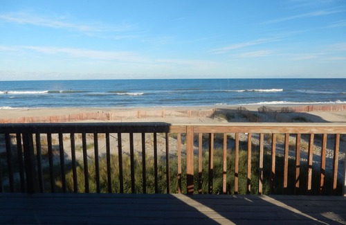 Rodanthe House | Oceanfront Pet Friendly, 4BR 3.5 BA luggage/baggage lift spectacular views