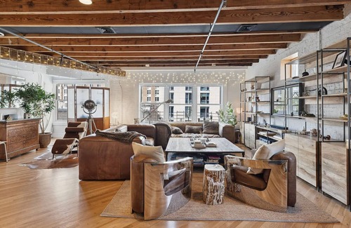 Midtown South Condo | Penthouse 3 bedroom with a PRIVATE ROOF in Chelsea, next to everything!