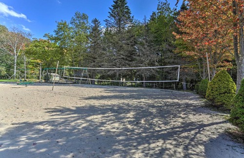 Locust Lake Village House | Pet-Friendly Pocono Paradise with Lake Access!