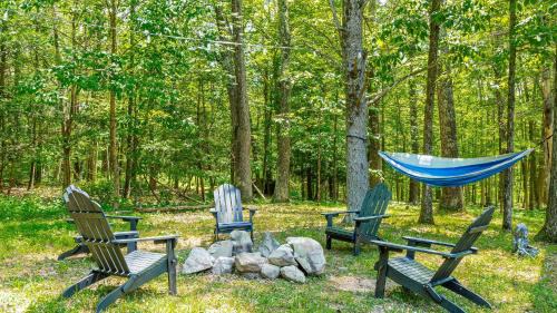 New Paltz House | PoolHot Tub Firepit Near Hikes Shops Dining Cragswood Lodge by AvantStay