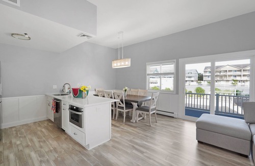 Ortley Beach Condo | Prime location beach stay! Fully updated, just steps to all you need! Sleeps 10+
