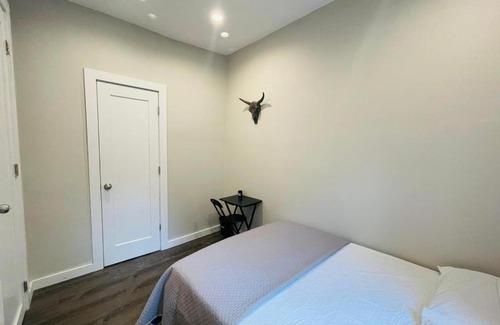 Harlem Hostel | Private Bedroom in New York City