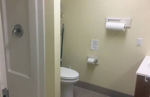 Upper Darby Resort | Private room ∙ 1 guest