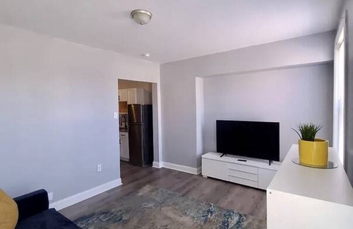 West Philadelphia Resort | Private room ∙ 2 guests
