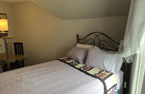 Mount Saint Joseph Resort | Private room ∙ 2 guests