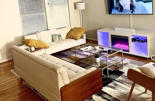 Elkridge Resort | Private room ∙ 2 guests