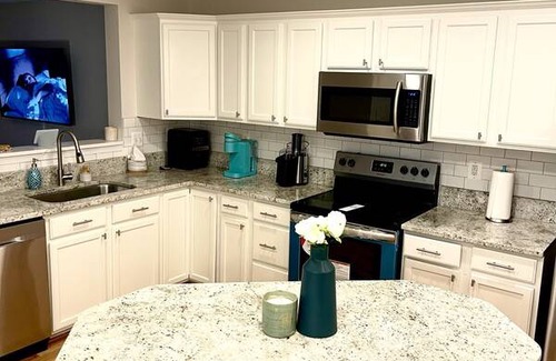 Elkridge Resort | Private room ∙ 2 guests