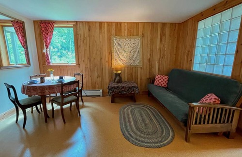 Ithaca Resort | Private room ∙ 4 guests