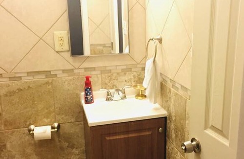 North Philadelphia West Resort | Private room ∙ 2 guests