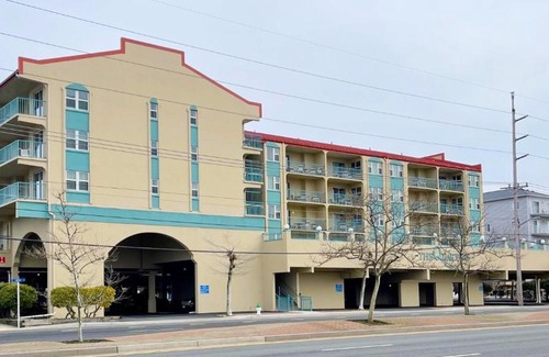 North Ocean City Apartment | QUARTERS OCEANBLOCK