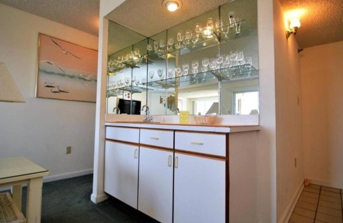North Ocean City Apartment | QUARTERS OCEANBLOCK