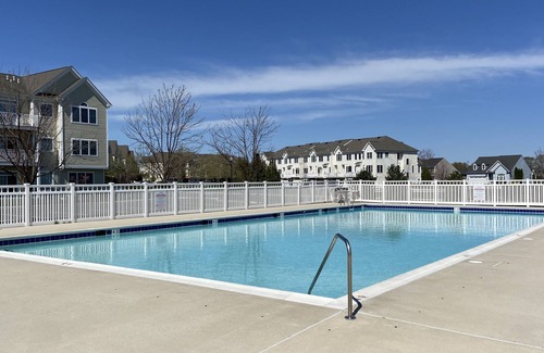 Rehoboth Beach House | Rehoboth Grande at Canal Pointe - 3BR/3BA + 2 Pools -- easy ride to the beach