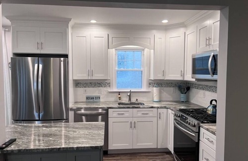 South End Condo | Renovated Condo/3BR 2BA First Floor Unit Near South End Beach Access