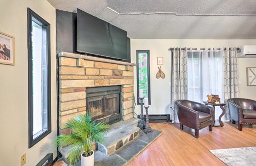 Tobyhanna House | Rustic Getaway about 8 Mi to Tobyhanna State Park