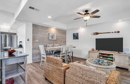 Seaside Heights House | Seaside 3BR w/Central AC, Balcony & Outdoor Shower