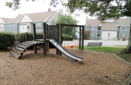Chalet Village Apartment | Smoky Top Summit Condo Condo