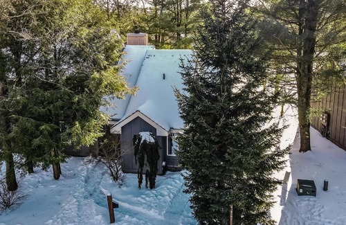 White Haven House | Snow Ridge Village 210