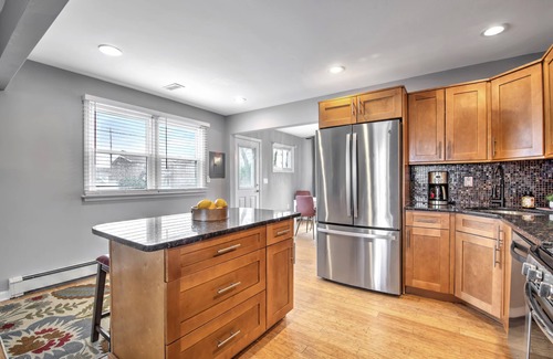 Point Pleasant Beach House | Spacious 4 BR house - One block from private beach w/beach passes