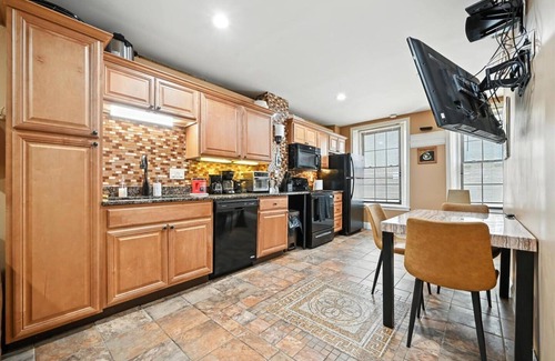Old City House | Spacious Family Home in Philadelphia