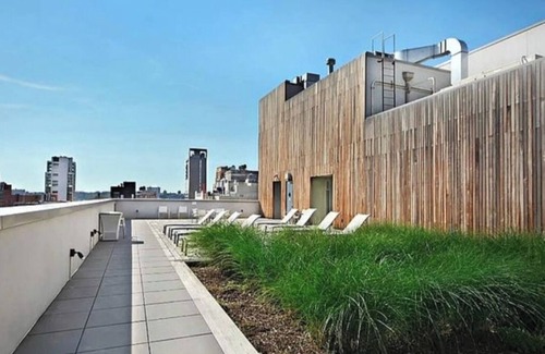 Chelsea Apartment | Spacious, luxury, central 3-bed, toilet, laundry apartment with dishwasher