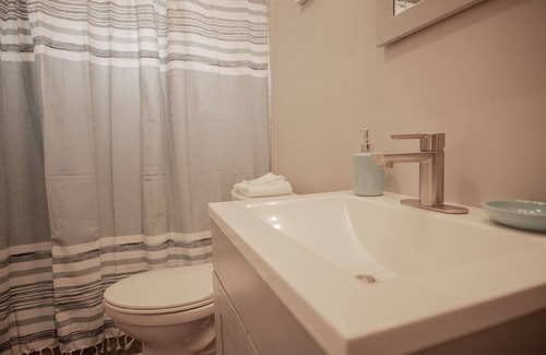 Anderson Apartment | Spacious Modern 1bd/1bth Mins Downtown Anderson